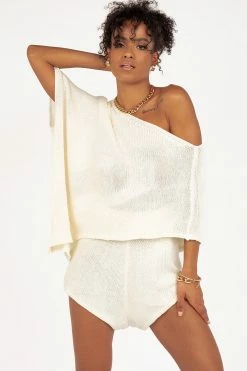 DISSH Boutiques SOME MAGIC WHITE KNIT SHORT SHORTS