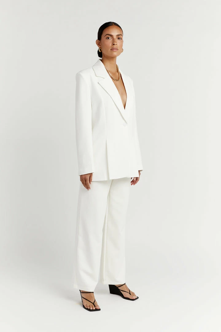 Hot Sale โค๏ธ DISSH Boutiques 4TH & RECKLESS SADE BLAZER WHITE ๐ 2 DISSH Boutiques 4TH & RECKLESS SADE BLAZER WHITE