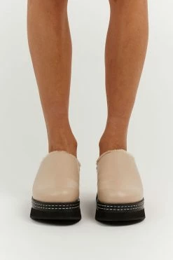 ALIAS MAE EFFIE CREAM LEATHER CLOG ACCESSORIES