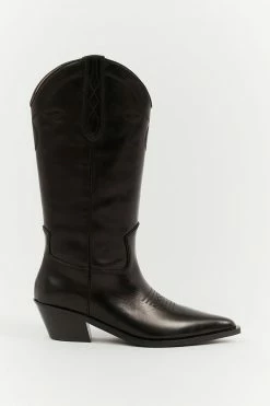 ACCESSORIES ALIAS MAE FINLEY BLACK LEATHER BOOT