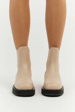 ALIAS MAE SEAN CREAM BOOT
