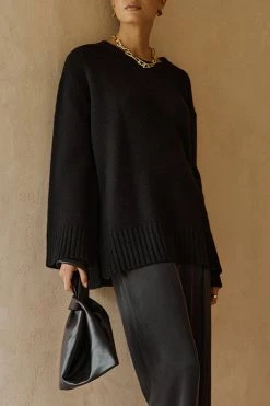 DISSH Boutiques EDELIE CHAIN LINK NECKLACE Necklaces