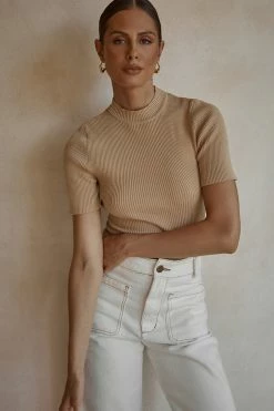 DISSH Boutiques CLOTHING DONNA WARM WHEAT SHORT SLEEVE KNIT