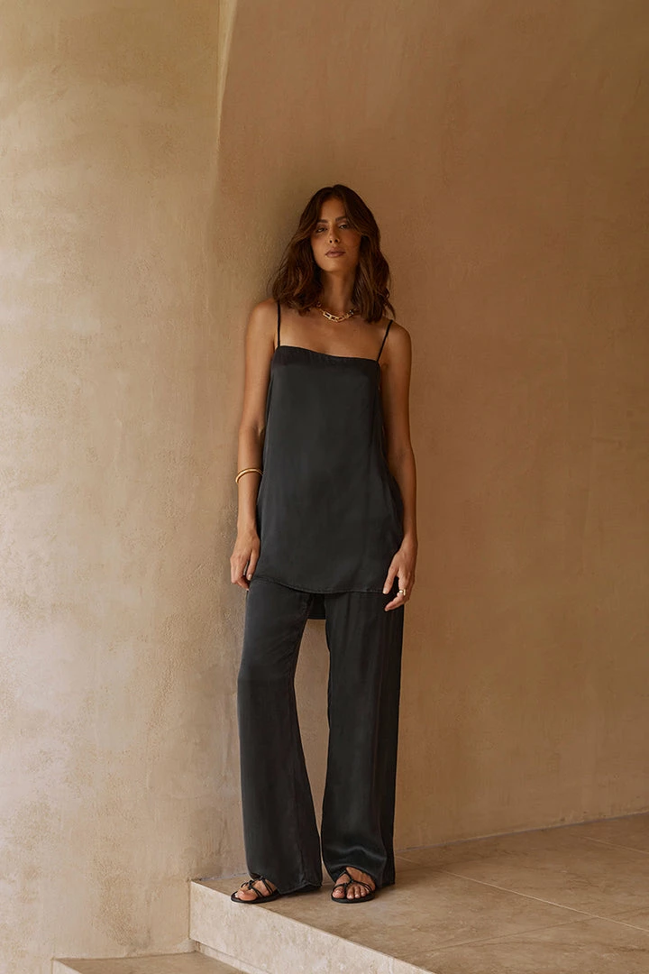 New ๐ DISSH Boutiques EVANS BLACK SILK PANT ๐ฅฐ 2 DISSH Boutiques EVANS BLACK SILK PANT
