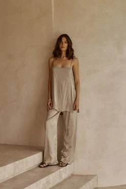 DISSH Boutiques CLOTHING EVANS STONE SILK PANT