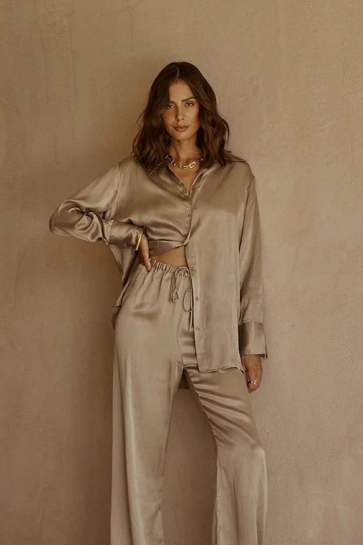 Outlet โ DISSH Boutiques EVANS STONE SILK ๐ SHIRT THE BUMP FRIENDLY EDIT ๐ 2 DISSH Boutiques EVANS STONE SILK SHIRT THE BUMP FRIENDLY EDIT