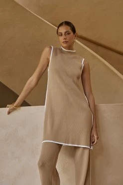 DISSH Boutiques BINDING WHEAT KNIT TUNIC TOP THE BUMP FRIENDLY EDIT