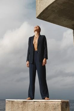 DISSH Boutiques KARLA NAVY LINEN BLEND PANT