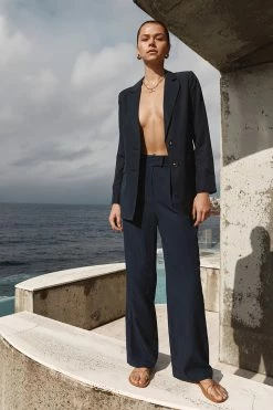 DISSH Boutiques CLOTHING KARLA NAVY LINEN BLEND BLAZER