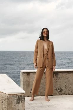 DISSH Boutiques CLOTHING KARLA CAMEL LINEN BLEND PANT