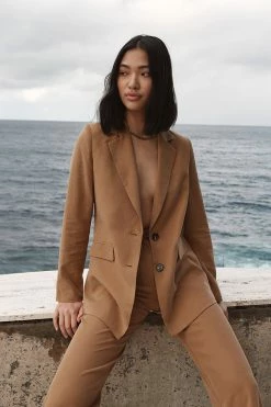 DISSH Boutiques KARLA CAMEL LINEN BLEND BLAZER CLOTHING