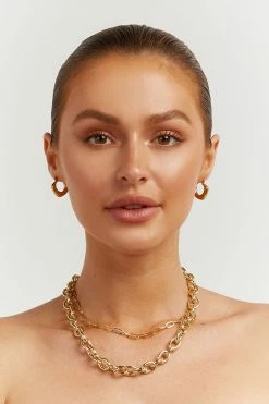 DISSH Boutiques CHANTELMULT CHAIN GOLD NECKLACE