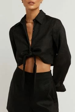 DISSH Boutiques JESSIE BLACK LINEN SHORT CLOTHING