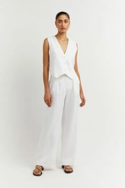 DISSH Boutiques BANKS WHITE LINEN VEST