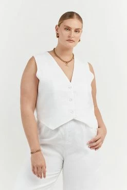 DISSH Boutiques BANKS WHITE LINEN VEST