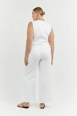 DISSH Boutiques BANKS WHITE LINEN VEST