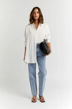 DISSH Boutiques ELLISON WHITE OVERSIZED SHIRT