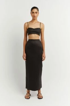 DISSH Boutiques CLOTHING VIENNA BLACK LINEN CURVED CROP TOP