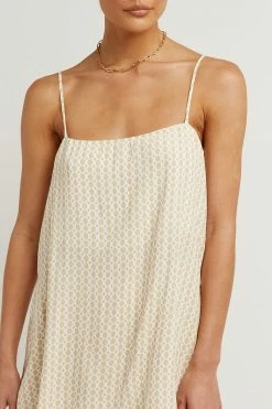 DISSH Boutiques MASON BEIGE GEO TUNIC TOP THE BUMP FRIENDLY EDIT