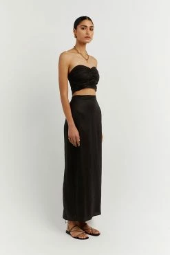 DISSH Boutiques BONNIE BLACK SWEETHEART CROP TOP CLOTHING