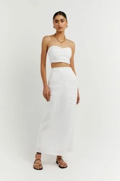 DISSH Boutiques TOPS BONNIE WHITE SWEETHEART CROP TOP