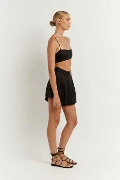 Wholesale ๐ DISSH Boutiques ALBER BLACK LINEN SHORT ๐คฉ 10 DISSH Boutiques ALBER BLACK LINEN SHORT