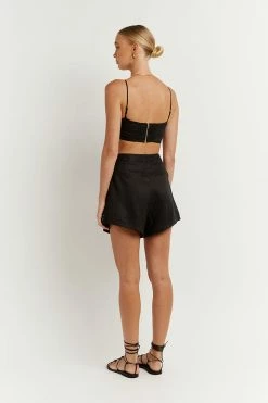 Wholesale ๐ DISSH Boutiques ALBER BLACK LINEN SHORT ๐คฉ 11 DISSH Boutiques ALBER BLACK LINEN SHORT