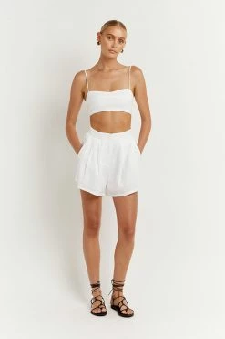 DISSH Boutiques ALBER WHITE LINEN SHORT CLOTHING