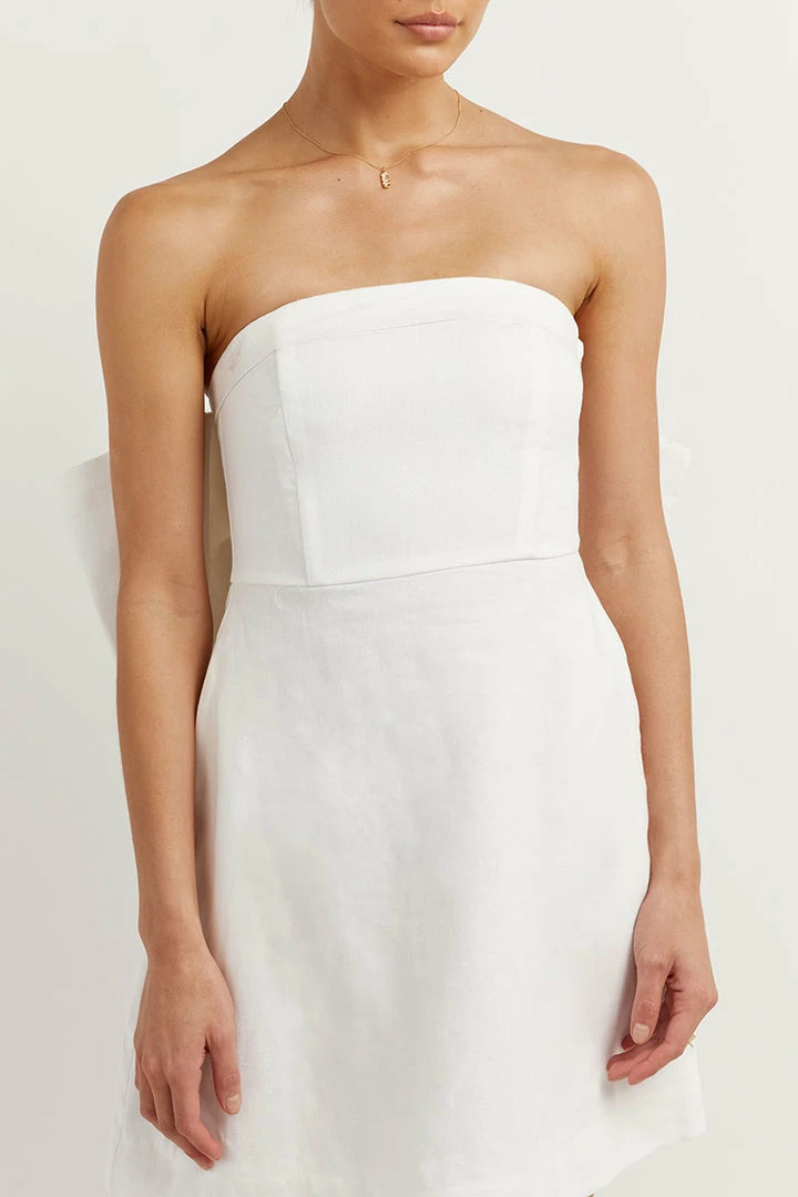 Best Sale ๐ DISSH Boutiques ๐ DRESSES AISLE WHITE LINEN BACK BOW ๐ DRESS ๐งจ 8 DISSH Boutiques DRESSES AISLE WHITE LINEN BACK BOW DRESS
