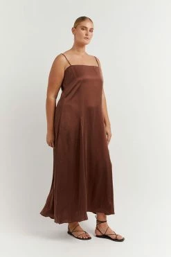 DISSH Boutiques EVANS MAHOGANY SILK SLIP MIDI DRESS THE BUMP FRIENDLY EDIT