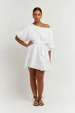 DISSH Boutiques THE BUMP FRIENDLY EDIT PIP WHITE LINEN DRESS