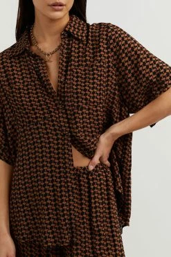 DISSH Boutiques CLOTHING FAME BLACK CHOC GEO VACATION SHIRT