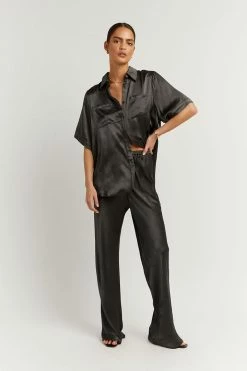 DISSH Boutiques THE BUMP FRIENDLY EDIT SIMONE CHARCOAL SATIN SHORT SLEEVE SHIRT