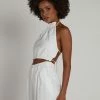 DISSH Boutiques JONES WHITE LINEN TIE CROP