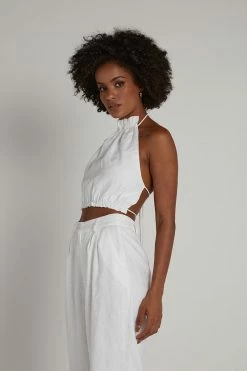 DISSH Boutiques JONES WHITE LINEN TIE CROP