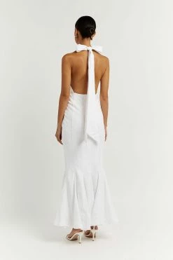 DISSH Boutiques DRESSES AISLE WHITE LINEN HIGH NECK DRESS