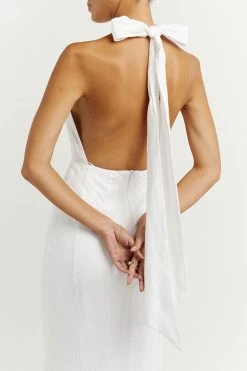 DISSH Boutiques DRESSES AISLE WHITE LINEN HIGH NECK DRESS