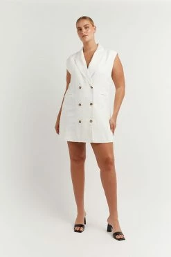 DISSH Boutiques LOGAN OFF WHITE LINEN BLAZER DRESS CLOTHING