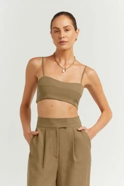 DISSH Boutiques KARLA FERN LINEN BLEND CROP TOP