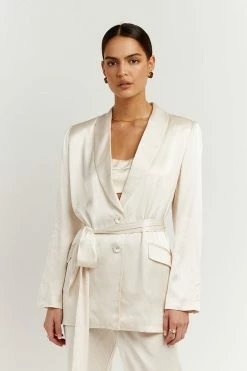 Buy 🤩 DISSH Boutiques SIMONE PEARL SATIN BLAZER ❤️ 8 DISSH Boutiques SIMONE PEARL SATIN BLAZER
