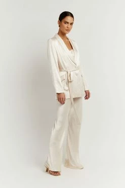 Buy 🤩 DISSH Boutiques SIMONE PEARL SATIN BLAZER ❤️ 9 DISSH Boutiques SIMONE PEARL SATIN BLAZER