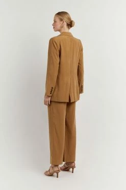 DISSH Boutiques KARLA CAMEL LINEN BLEND BLAZER CLOTHING