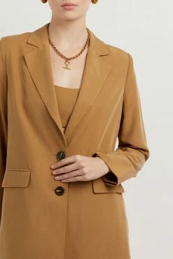 DISSH Boutiques KARLA CAMEL LINEN BLEND BLAZER CLOTHING
