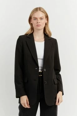 DISSH Boutiques KIRBY BLACK BLAZER