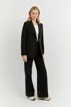 DISSH Boutiques KIRBY BLACK BLAZER