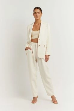 DISSH Boutiques KIRBY CREAM BLAZER CLOTHING