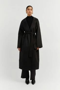 DISSH Boutiques MATILDA BLACK WOOL FELT COAT CLOTHING