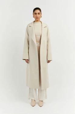 Coupon ๐ฅฐ DISSH Boutiques MATILDA BONE WOOL FELT ๐งฅ COAT ๐ 8 DISSH Boutiques MATILDA BONE WOOL FELT COAT
