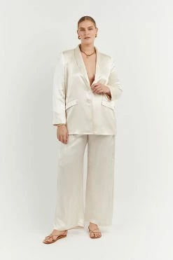 DISSH Boutiques KIAH PEARL SATIN BLAZER CLOTHING