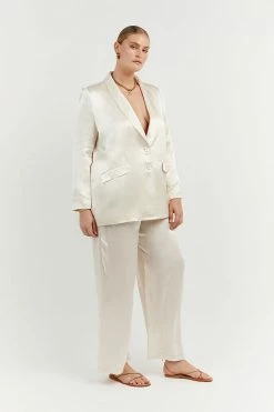DISSH Boutiques KIAH PEARL SATIN BLAZER CLOTHING